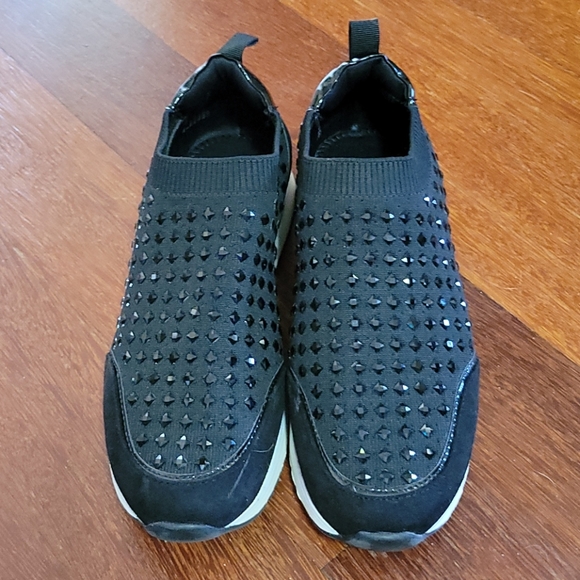 AK Slip on Fab Studded Sneakers 8/9 - Picture 2 of 8